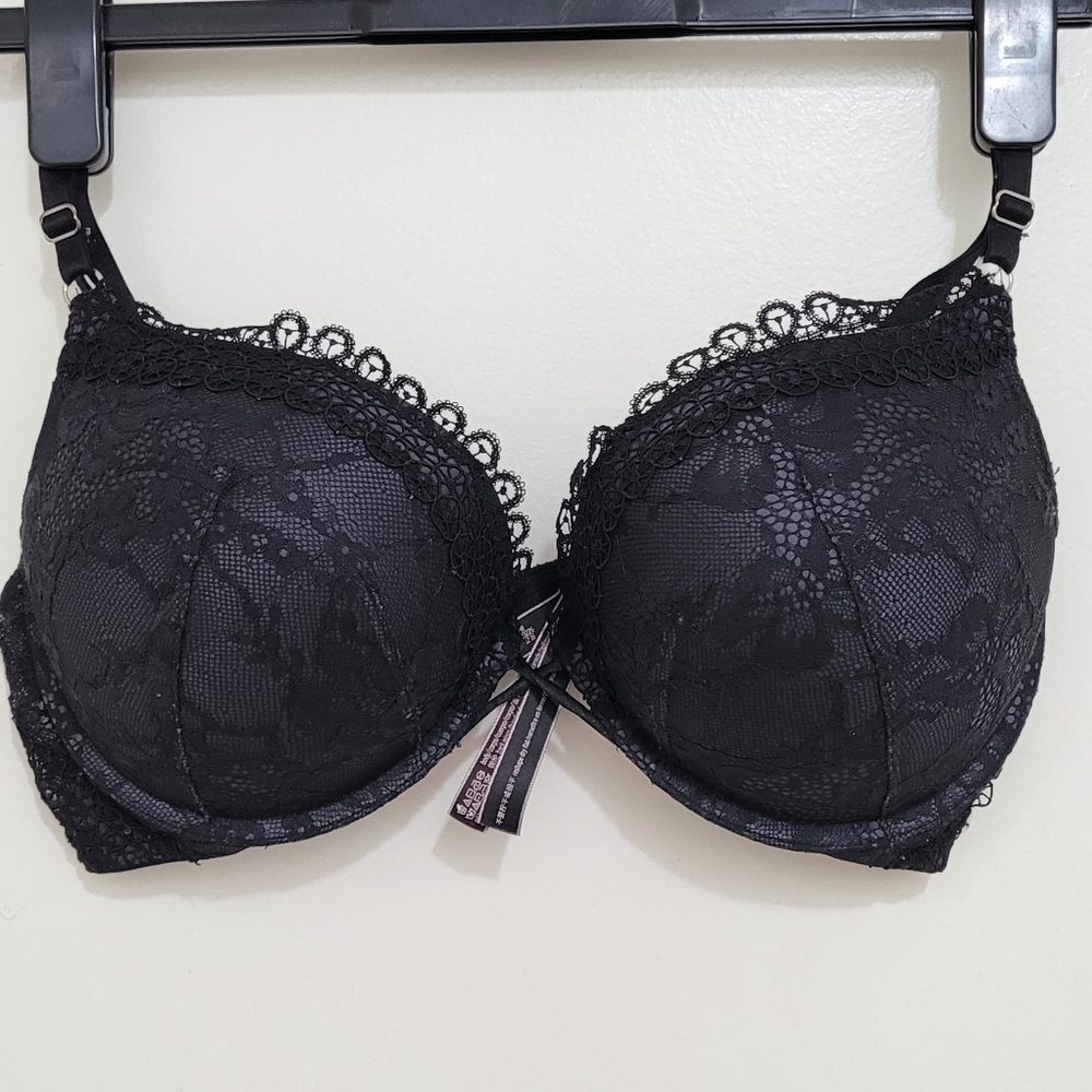 Victoria's Secret bombshell bra 38C